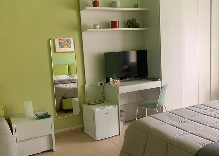 Privatunterkunft Di Raffaello L *